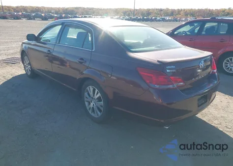2008 Toyota Avalon Touring z USA, uszkodzony, nr VIN 4T1BK36B38U292983